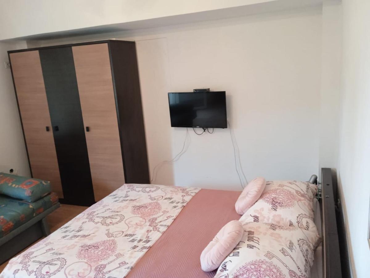 Pelivan Apartments Kaštela Kültér fotó