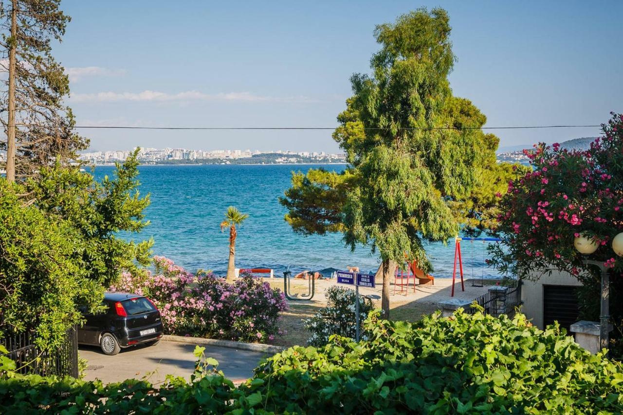 Pelivan Apartments Kaštela Kültér fotó