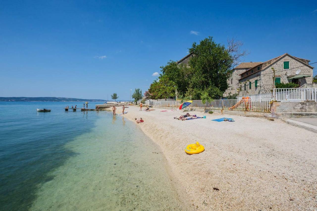 Pelivan Apartments Kaštela Kültér fotó