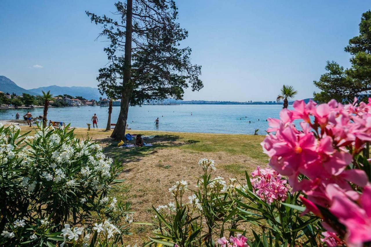 Pelivan Apartments Kaštela Kültér fotó