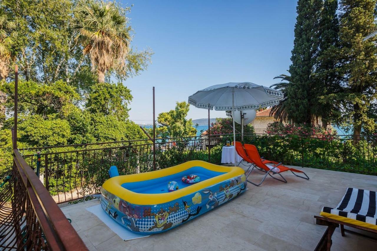 Pelivan Apartments Kaštela Kültér fotó