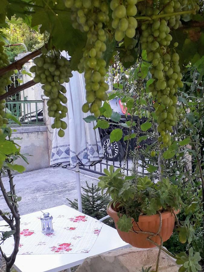 Pelivan Apartments Kaštela Kültér fotó