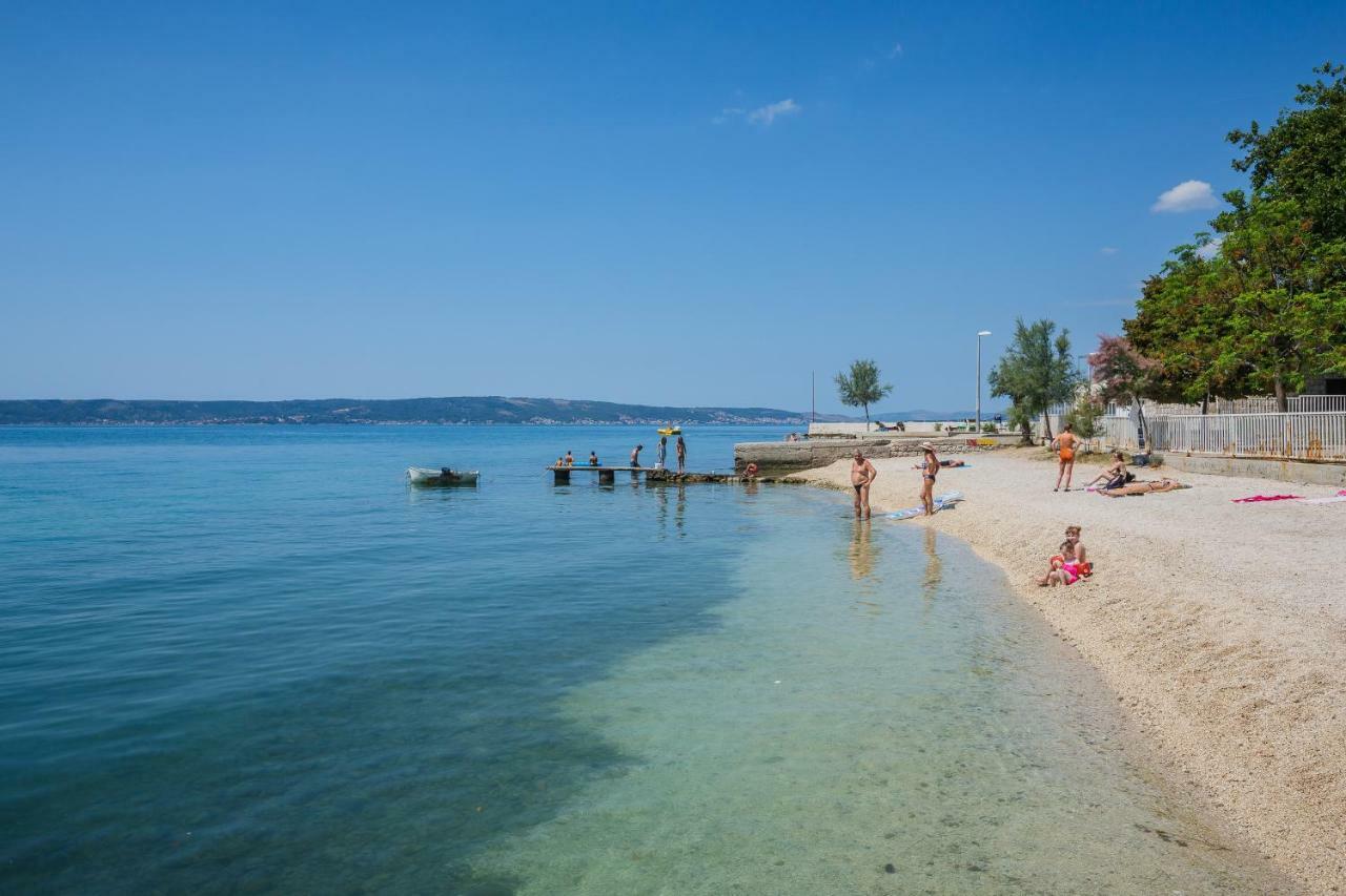 Pelivan Apartments Kaštela Kültér fotó